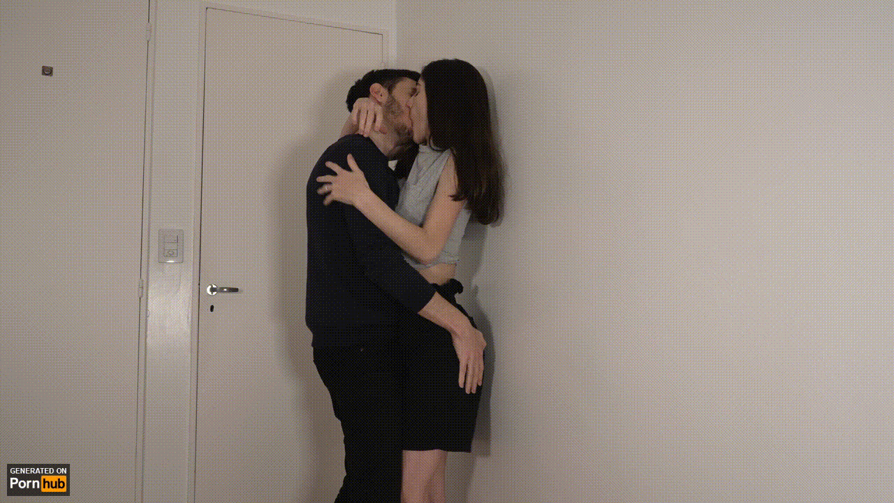 Roundhouse Porn Gif | Pornhub.com