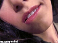 sunny's sexy pink lips 2 gif