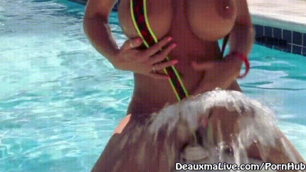 Tits И Deauxma Pool Порно Gif Pornhub com 