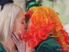 Nicole Vice hot kiss gif