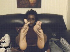 Soles and Toes of Simone Savage gif