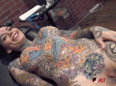 Tattoo girl gif