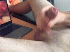 Mike iWatching Porn Video 0039-1 gif