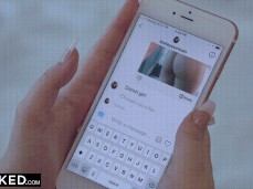 Brooke Benz texts booty shot to lover gif
