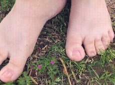 cutest toes ever gif