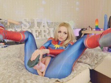 captain marvel solo pussy toying gif