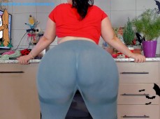 big ass in leggings gif