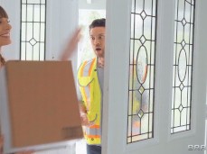 Every delivery dude's dream gif