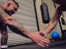 push ups leads to kissing 0150 5 workout gif