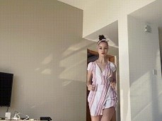 ➡️ www·wildwhores·live | my PUSSY on fire 🔥 help me! gif