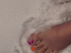 Toes in Snow gif