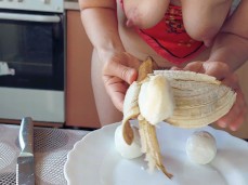 Nude food gif