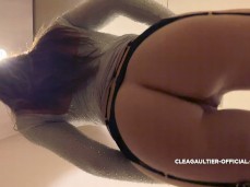 clea buns gif