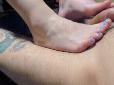 footjob gif