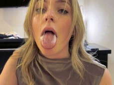 Jess Cromwell Swallow gif