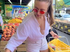 downblouse at market gif