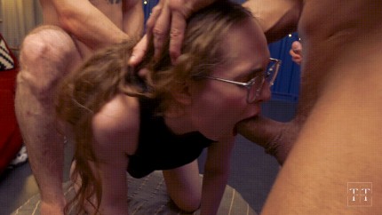 PartyPound Slut lets Everyone Use her