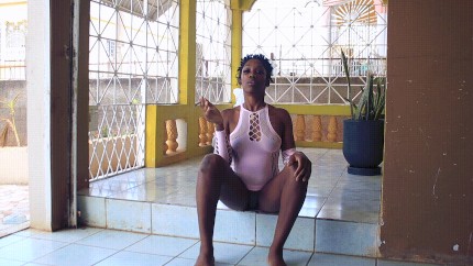 Ebony Smoke Session