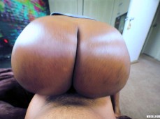 bouncin on the D gif