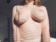 SJHAKING gif