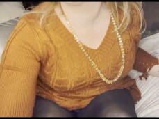 Kiss and blows a kiss that turns me on with her gif