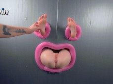 FEET HOLE gif