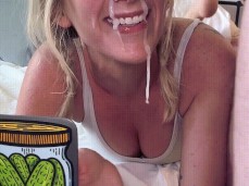 CUM FACIAL gif