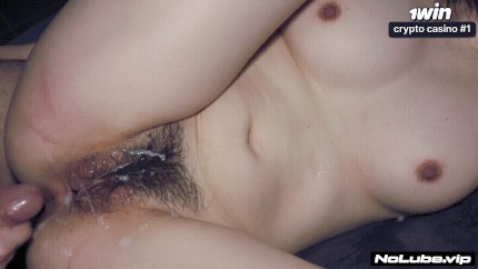 Cum on Asian Pussy