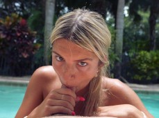 rubia,petera,blonde,sucking dick, come pija,chupa verga,mamada,25iknow25 gif